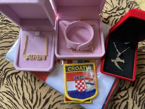 Croatia VATRENI Necklace with Diamonds photo review