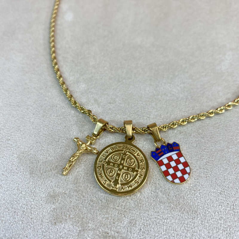 Mali Hrvatski Grb u Boji s Križem Isusa i Medaljom sv. Benedikta Lančić – Pleteni Vez - Image 6